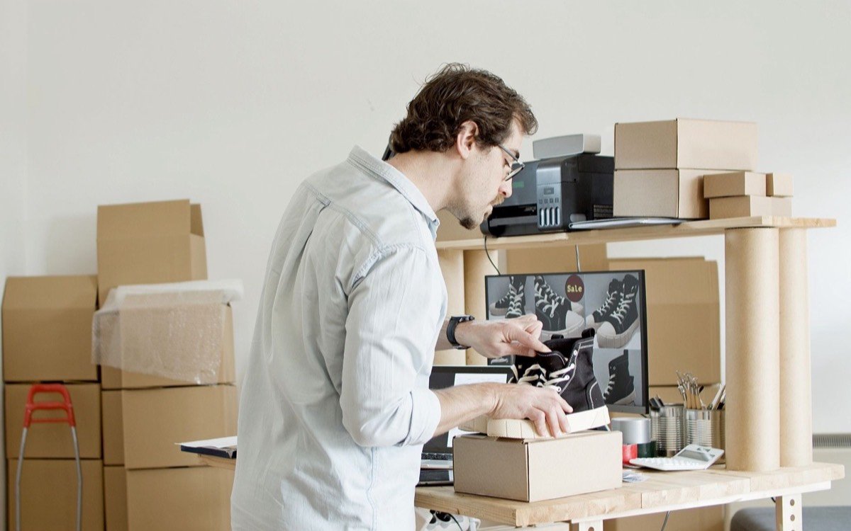 Picking y packing para e-commerce: cómo funciona y cuánto cuesta